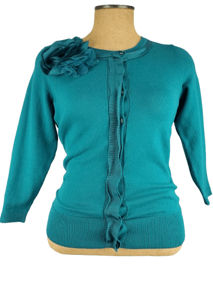 The Limited women's green button sweater size M - Solé Resale Boutique thrift