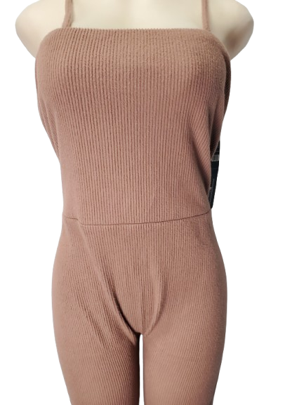 Brown ribbed jumpsuit on a mannequin against a white background