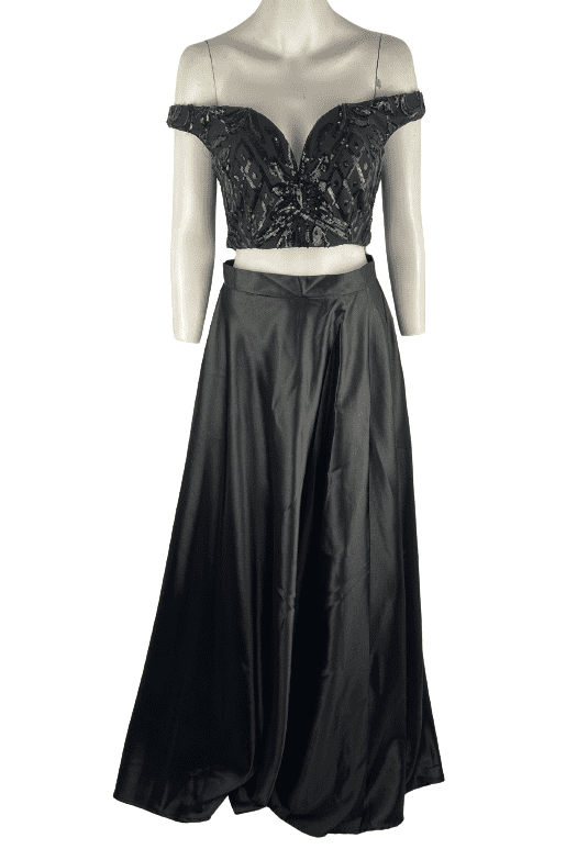 Windsor women's black 2 pc gown set size S - Solé Resale Boutique thrift