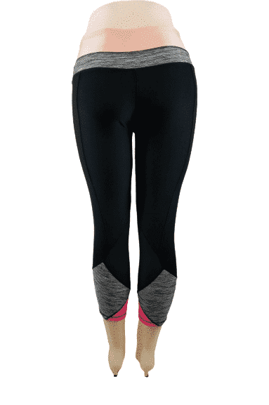Reebok women's black workout leggings size M - Solé Resale Boutique thrift