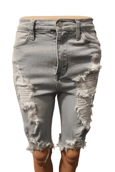 Akira women's light blue, ripped shorts size 3 (W25) - Solé Resale Boutique thrift