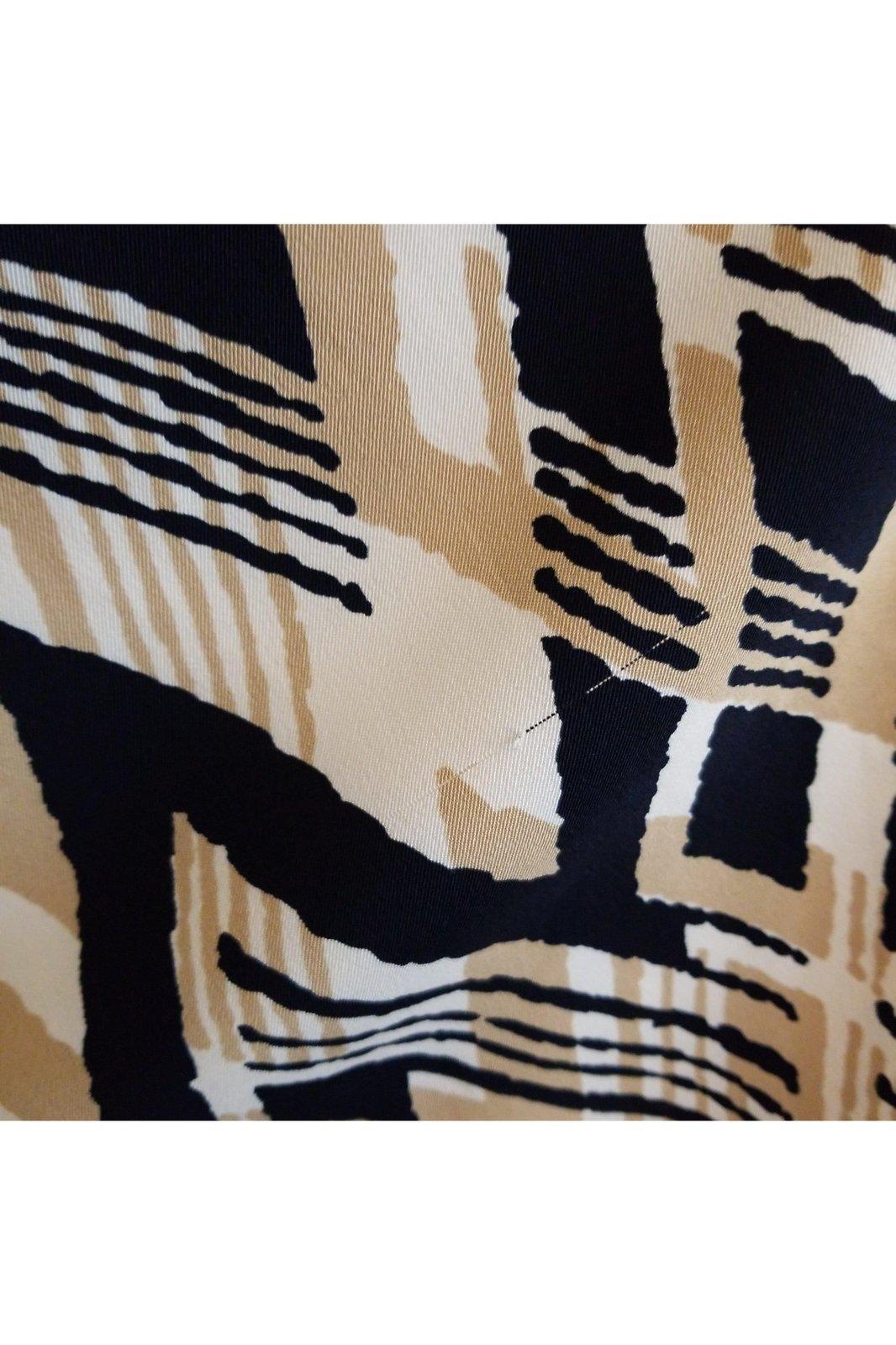 Dressbarn women's navy multicolored dress size 14 - Solé Resale Boutique thrift