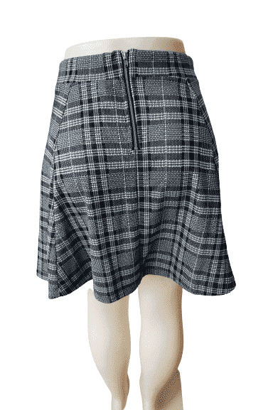 H&M women's black and white, checker, mini skirt size S - Solé Resale Boutique thrift