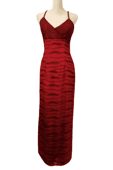 Oclin women's red long dress size L - Solé Resale Boutique thrift