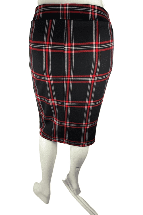 FTF Fashion to Figure women's red and black plaid skirt size 1 - Solé Resale Boutique thrift