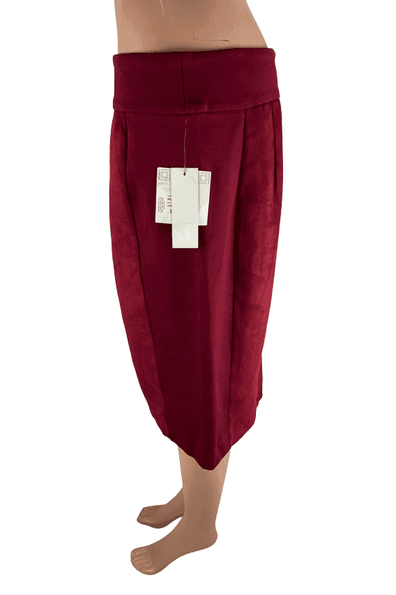 Liz Claiborne women's Laredo red skirt size M - Solé Resale Boutique thrift