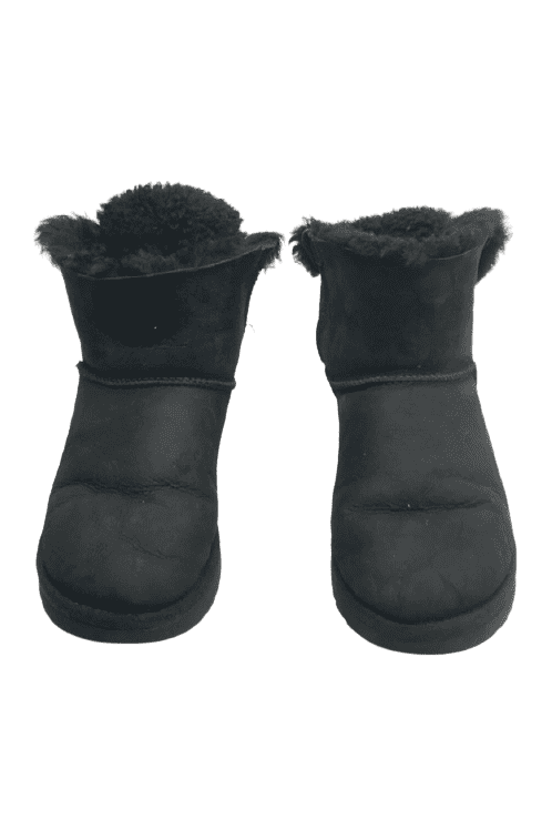 Ugg women's black boots size 6 - Solé Resale Boutique thrift