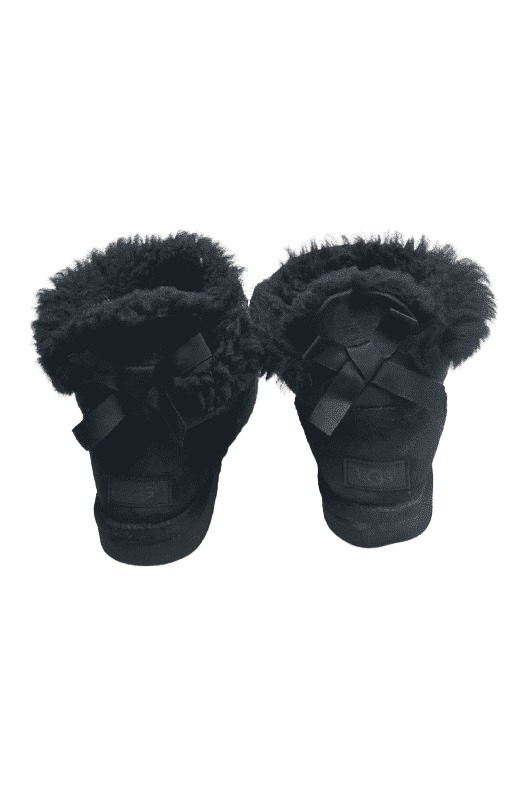 Ugg black boots sz 6