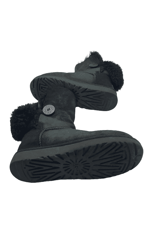 Ugg women's black boots size 6 - Solé Resale Boutique thrift