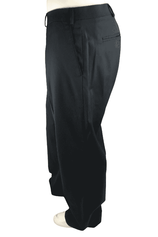 Awareness Kenneth Cole men's black or gray size 48 - Solé Resale Boutique thrift