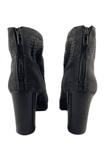 Juicy Couture Lupia women's grey boots size 10M - Solé Resale Boutique thrift