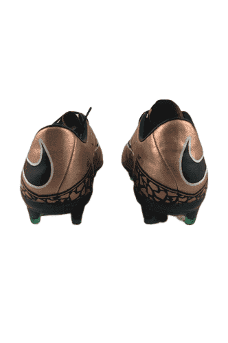 Nike hypervenom nike skin unisex kids gold cleats size 4 - Solé Resale Boutique thrift