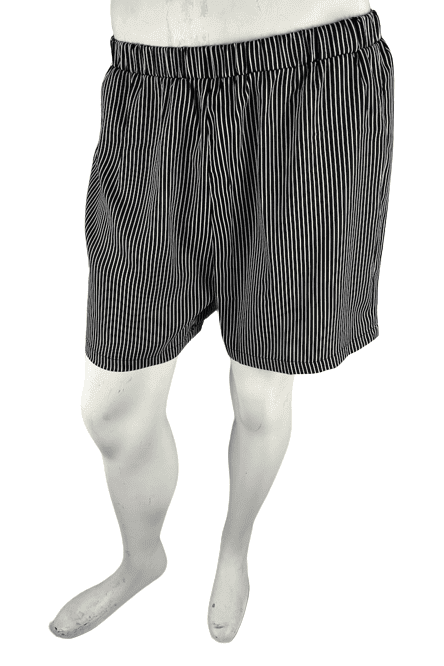 Shein men's black/white shorts size L - Solé Resale Boutique thrift