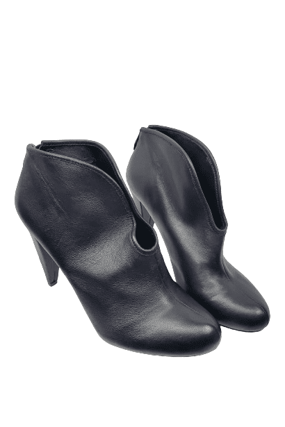 Eckanna bootie vince camuto best sale