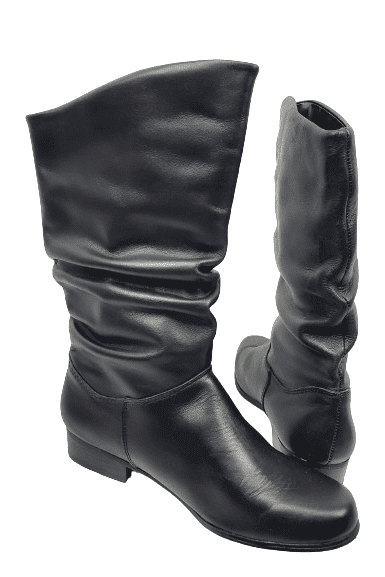 St John's Bay women's black boots size 7.5M - Solé Resale Boutique thrift