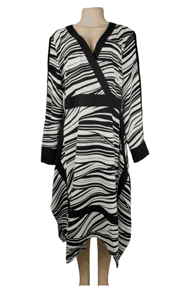 Alfani women's black and white dress size 12 - Solé Resale Boutique thrift