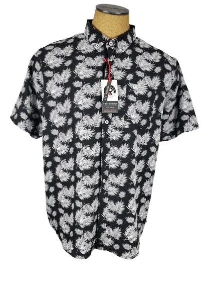 International report men's black and white shirt size XXL - Solé Resale Boutique thrift