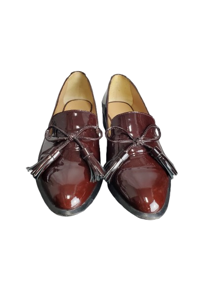 Banana Republic women's burgundy patent tassel loafers size 6.5