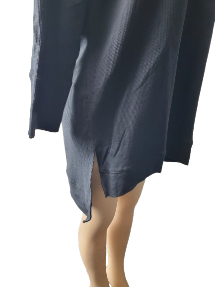 Suzanne Betro women's bluish thermal look top size 1X