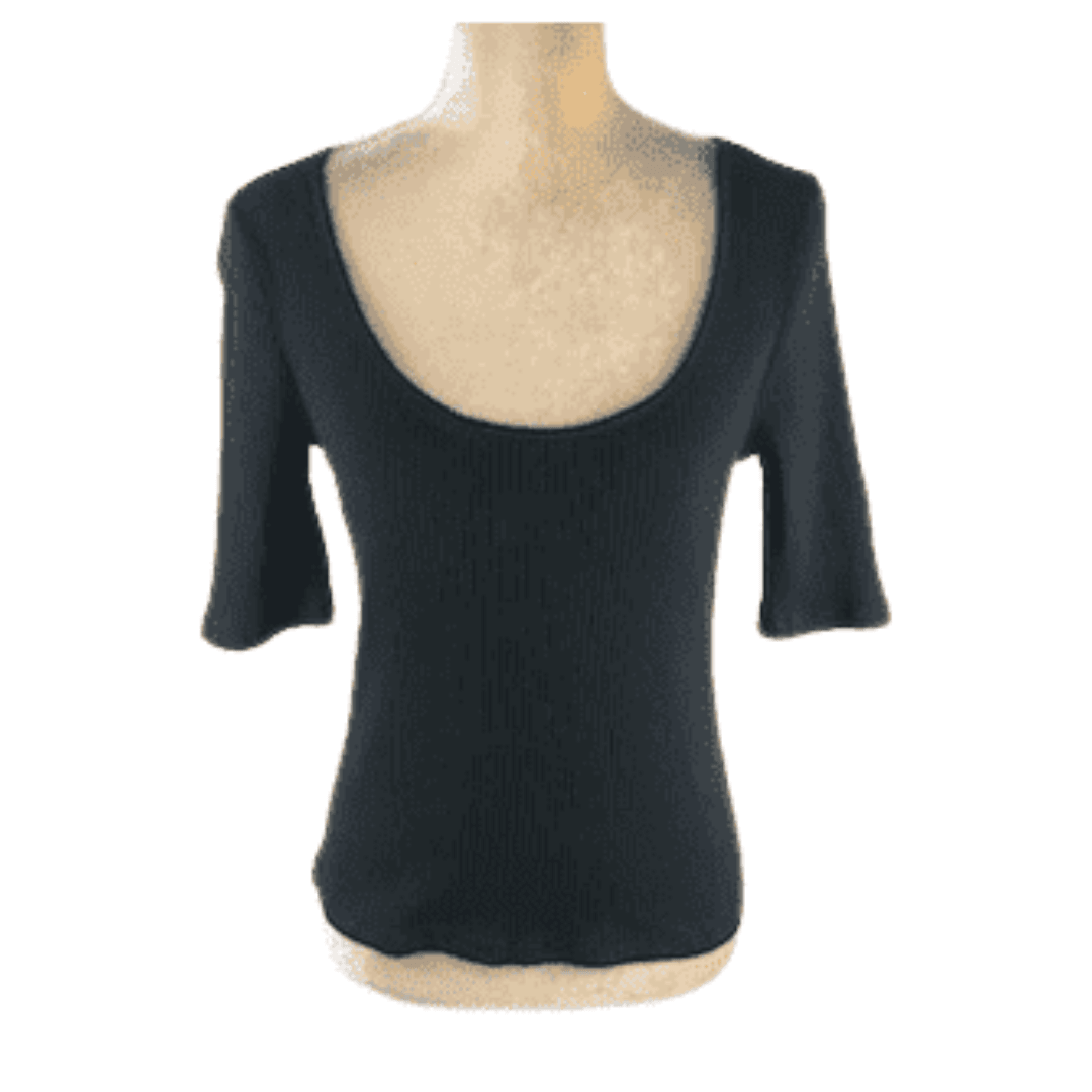H&M women's black shirt size M - Solé Resale Boutique thrift