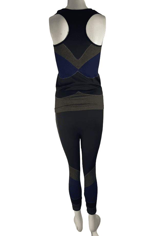 Fashionable women's 2 pc legging set size S/M - Solé Resale Boutique thrift