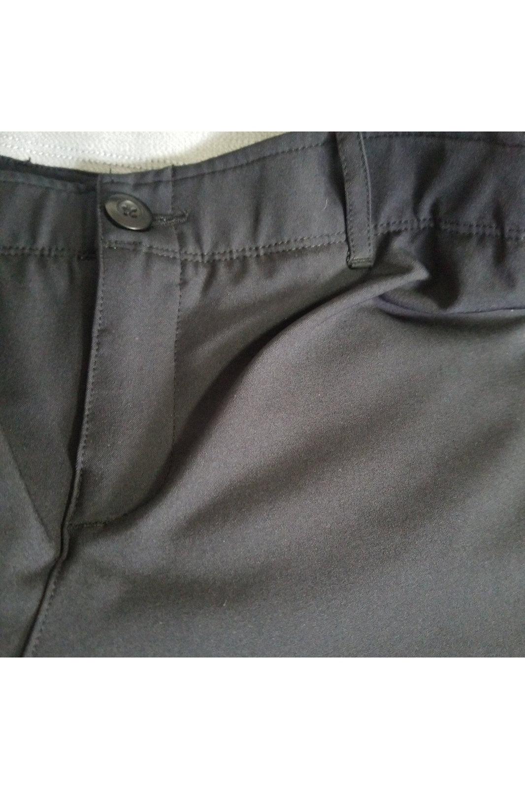 Under Armour women's black pants size 6