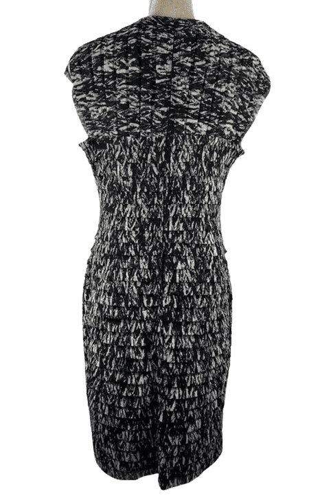 Adrianna Papell women's black/white dress size 14